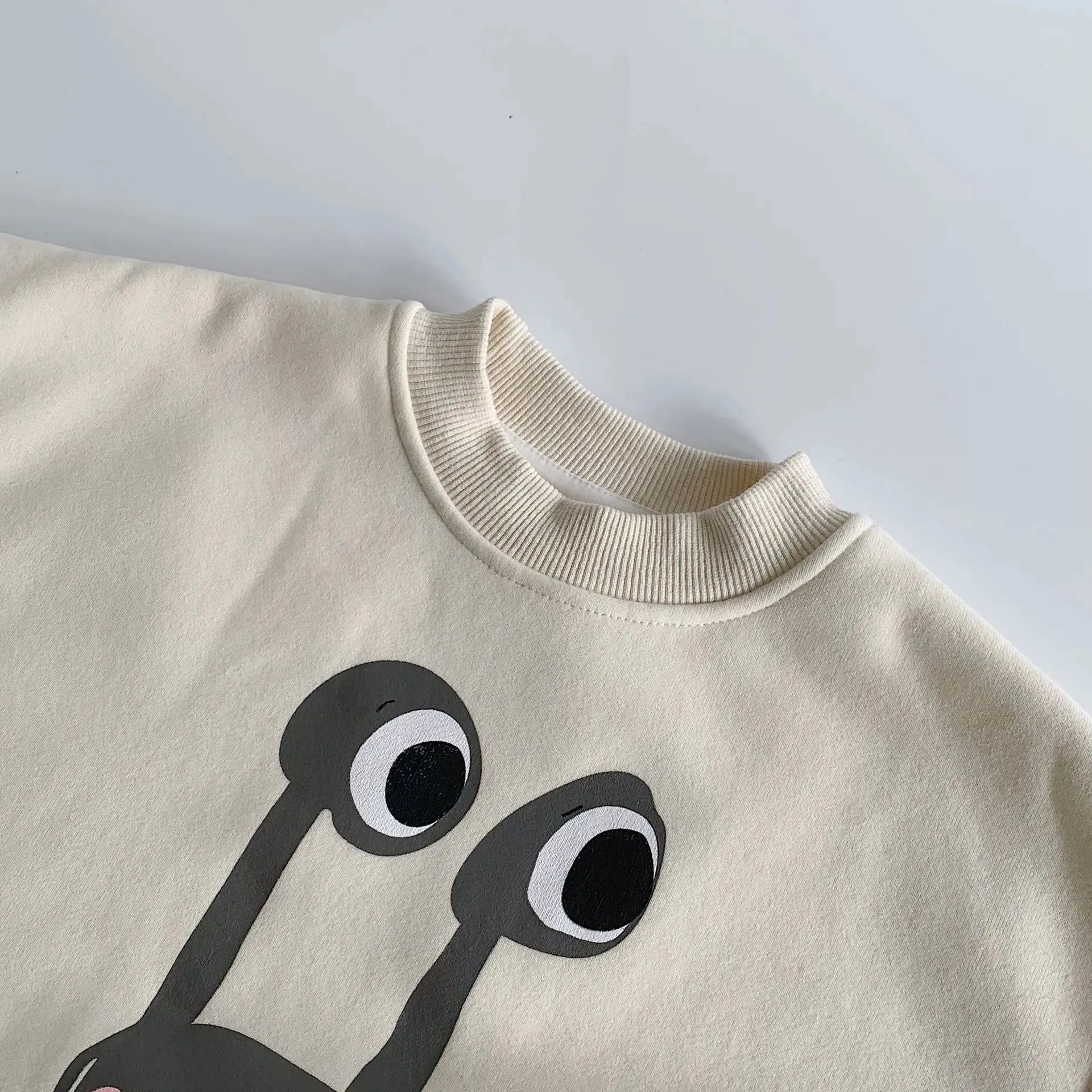 Cartoon Print Crew Neck Sweatshirt