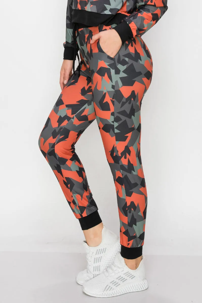 Complex Geo Print Print High-Rise Joggers