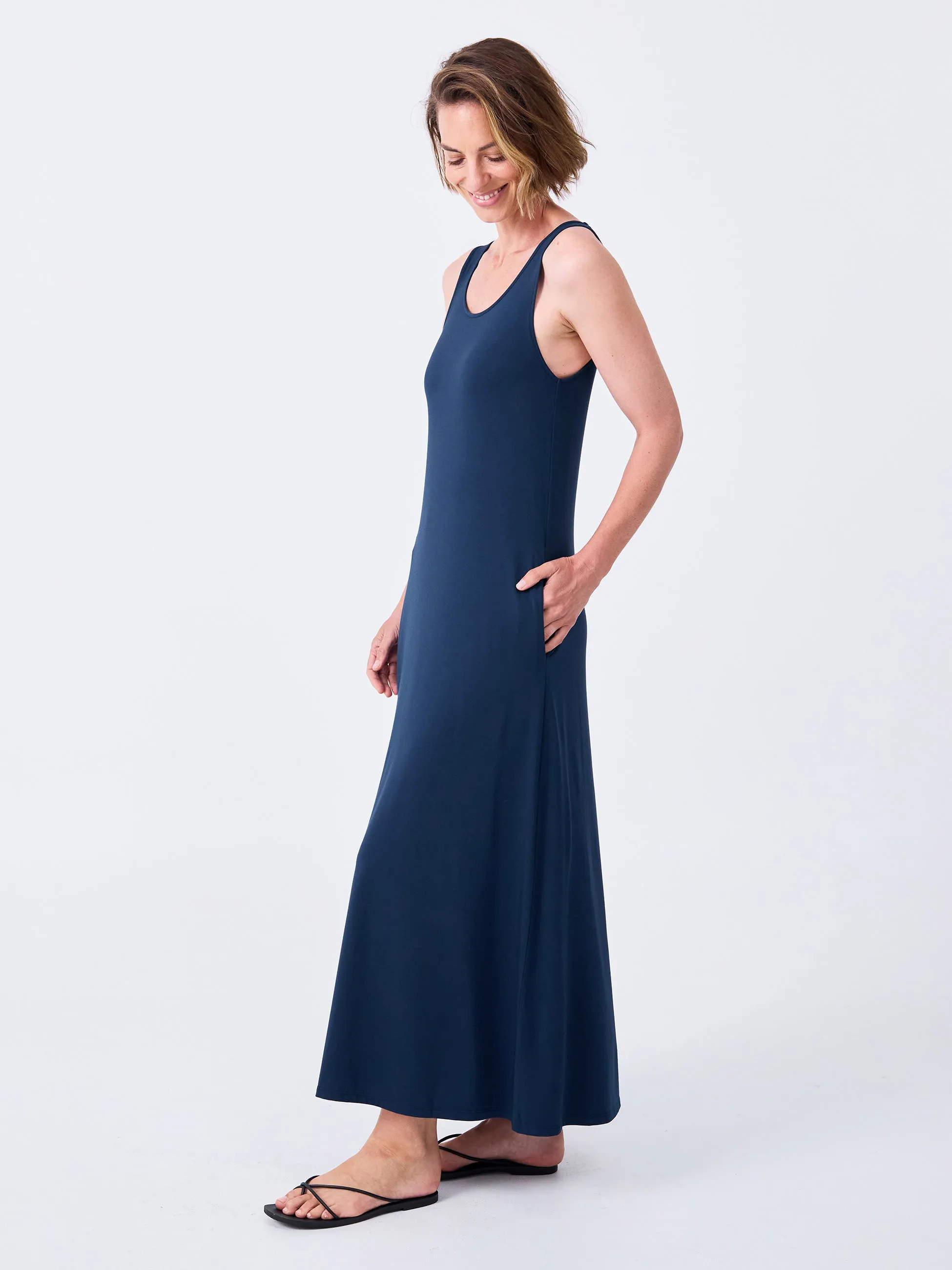 Flow Maxi Dress - Navy